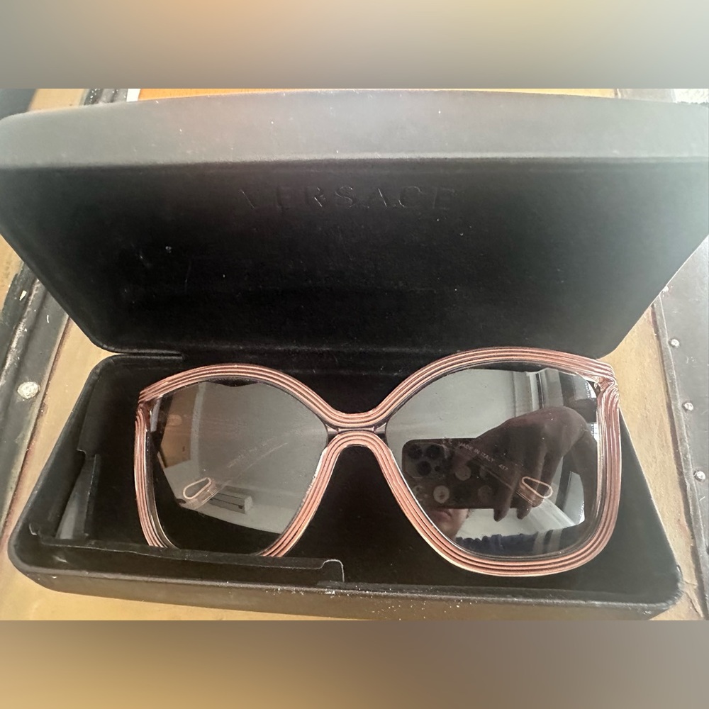 Oversized Pink Chloe Sunglasses